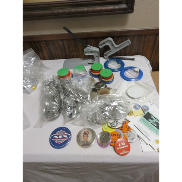 BADGE A MINIT Other Badge A Minit Button Maker Kits With 2 Presses